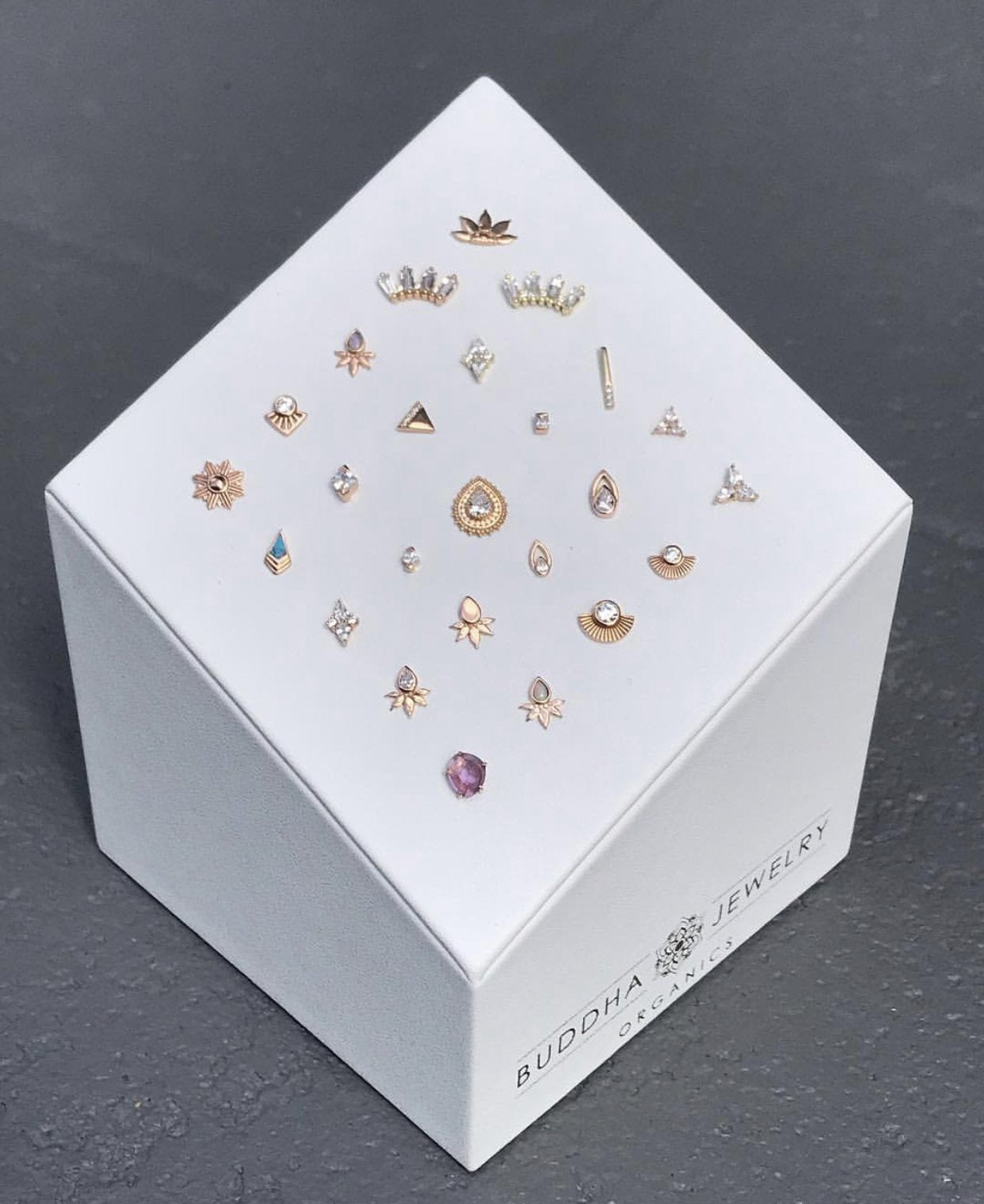 Threadless End Display Displays Buddha Jewelry   