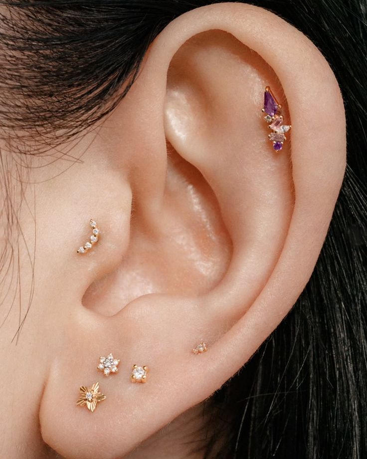 Gold_Helix_Piercing_ear_pierci